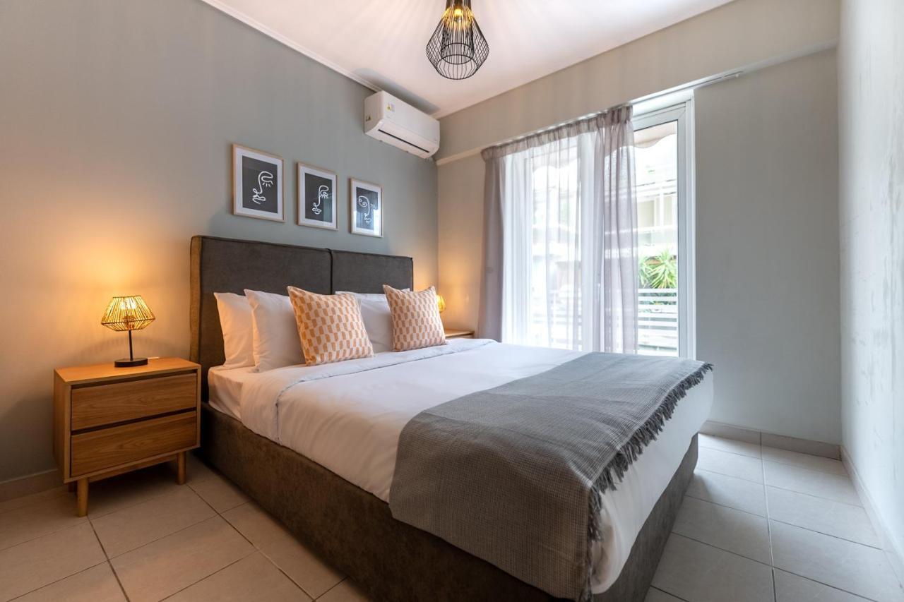 Phaedrus Living Luxury Flat Ampelokipoi Apartment
