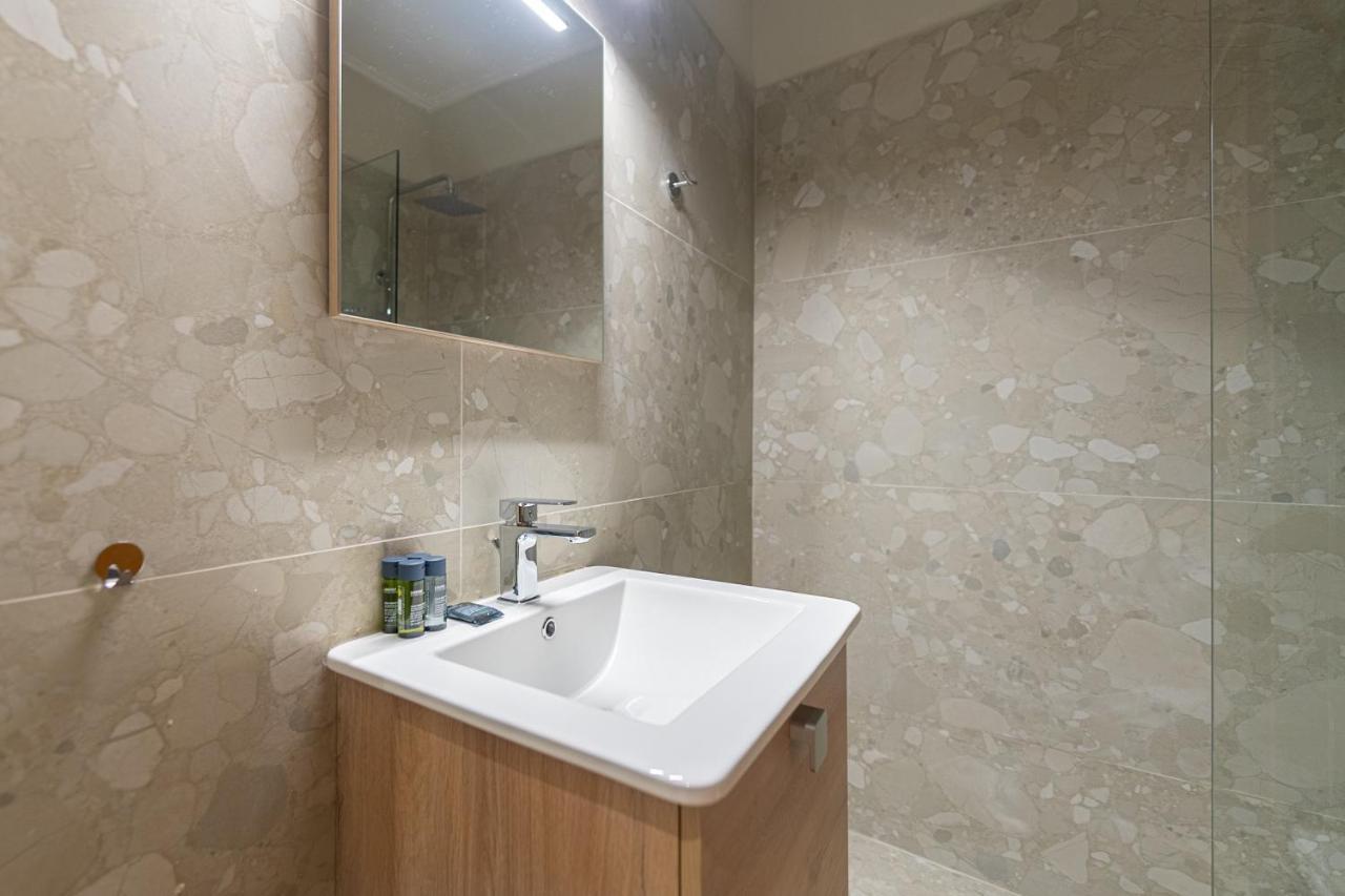 Apartment Phaedrus Living Luxury Flat Ampelokipoi Athen